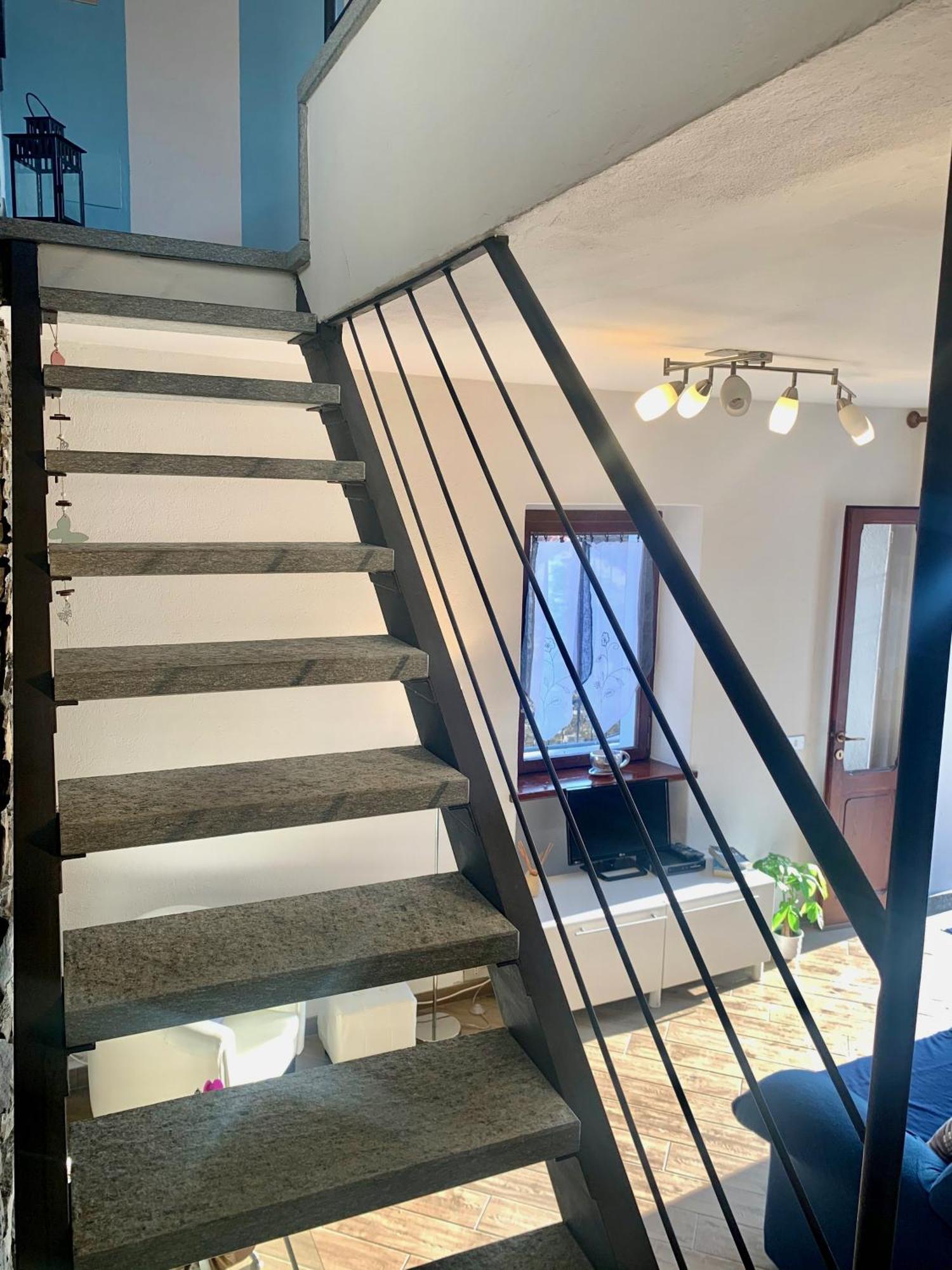 Appartamento Casa Briscida Oggebio Esterno foto